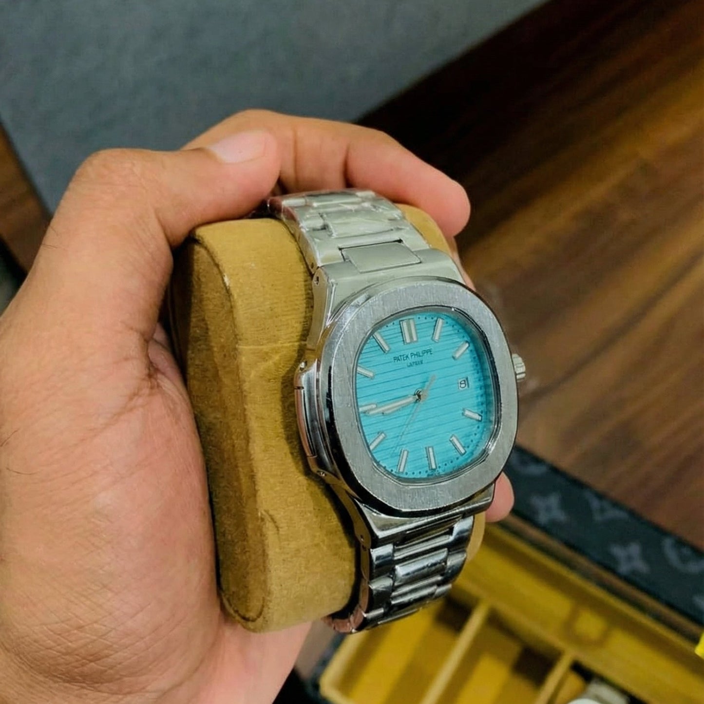 Patek Philippe Nautilus Tiffany Blue Dial – Premium Steel Luxury Watch
