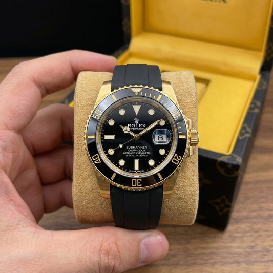 Rolex Oyster Perpetual Submariner Luxury Watch for Men – Black Dial Gold Edition